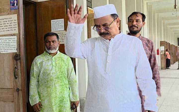 দুর্নীতির মামলায় খালাস পেলেন বিএনপি নেতা গয়েশ্বর
