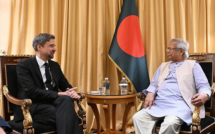 রোমে প্রধান উপদেষ্টার সঙ্গে আইএফএডি প্রেসিডেন্টের সাক্ষাৎ