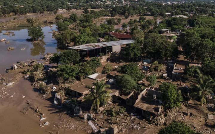 মেক্সিকোতে ভয়াবহ বন্যায় মৃতের সংখ্যা বেড়ে ৬৪