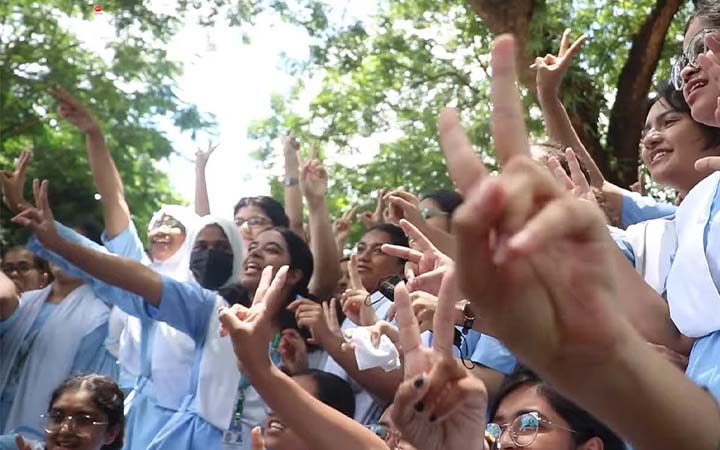 ৩৪৫ শিক্ষাপ্রতিষ্ঠানের সবাই পাস