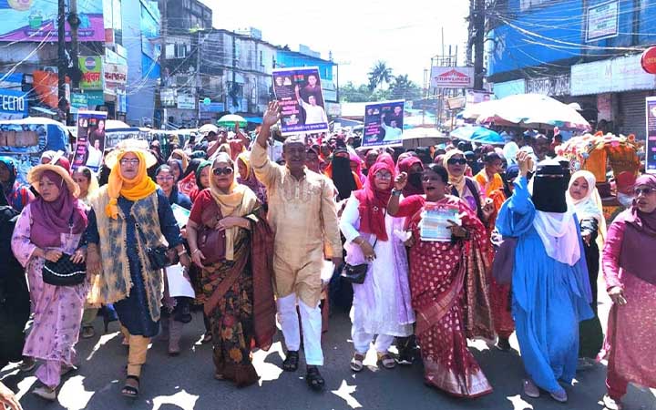 সুনামগঞ্জে রাষ্ট্র মেরামতের ৩১ দফার সমর্থনে মহিলা দলের প্রচার মিছিল