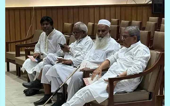 জুলাই সনদ স্বাক্ষর অনুষ্ঠানে মির্জা ফখরুল, সালাহউদ্দিন