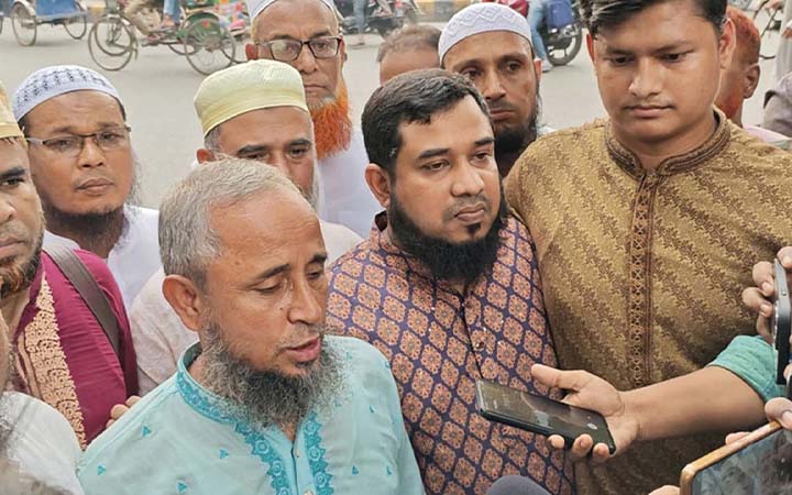 শিক্ষা উপদেষ্টার পদত্যাগ দাবি ইবতেদায়ী শিক্ষকদের, নতুন কর্মসূচি