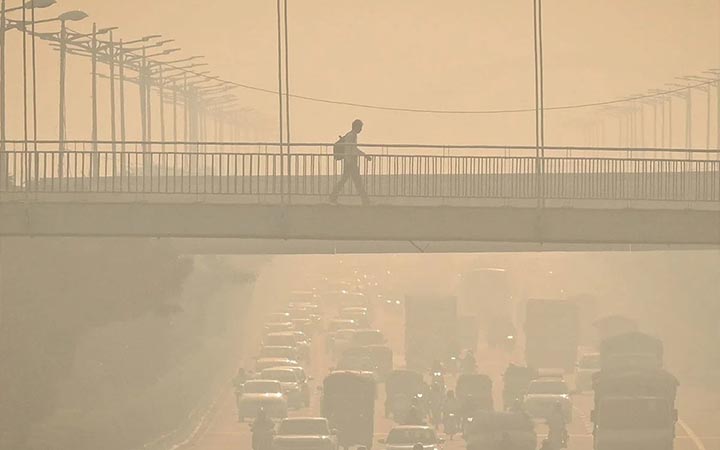 আবারও তীব্র বিষাক্ত দিল্লির বাতাস