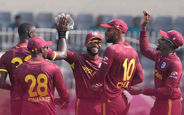 বাংলাদেশের বিপক্ষে টি-টোয়েন্টিতে স্পিন শক্তি বাড়াল ওয়েস্ট ইন্ডিজ