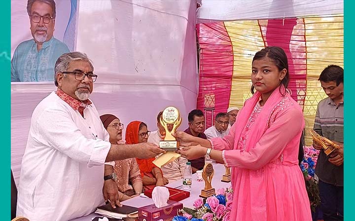প্রতিযোগিতামূলক বিশ্ব ব্যবস্থায় টিকে থাকতে সুশিক্ষিত হতে হবে : প্রিন্স