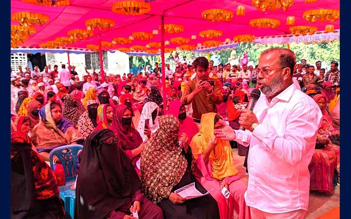 ৩১ দফা বাস্তবায়নে মোংলায় বিএনপির উঠান বৈঠক