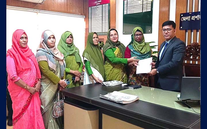 চুয়াডাঙ্গায় আট দফা দাবিতে নার্সদের স্মারকলিপি প্রদান