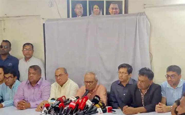 বিজয়ের মাসে বিএনপির ‘মশাল রোড শো’ স্থগিত