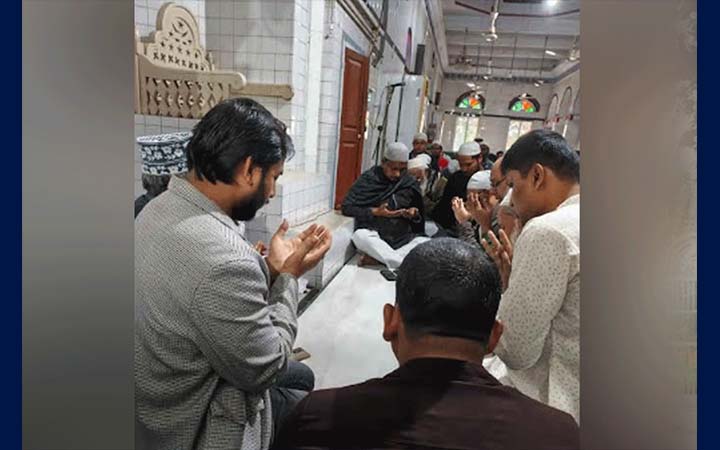 খালেদা জিয়ার রোগমুক্তি কামনায় নোয়াখালীতে ছাত্রদলের দোয়া