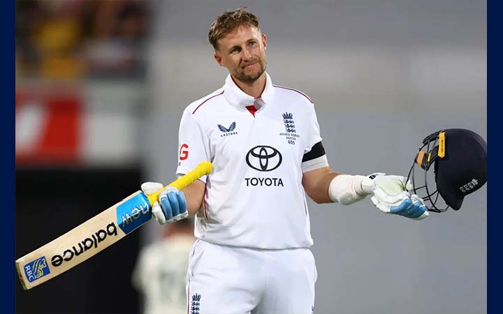 ১২ বছর পর অস্ট্রেলিয়ায় সেঞ্চুরি পেলেন রুট