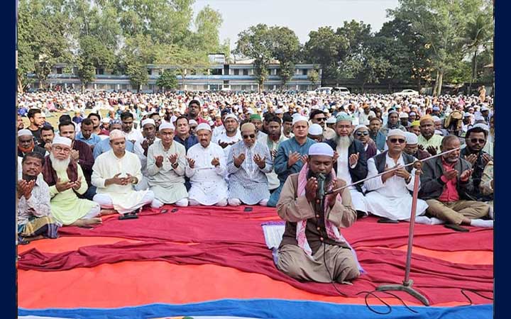 খালেদা জিয়ার সুস্থতা কামনায় বগুড়ায় দোয়া