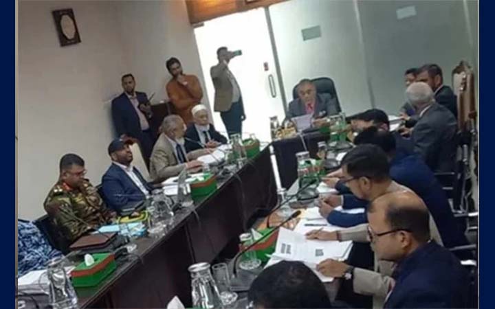 ত্রয়োদশ জাতীয় সংসদ নির্বাচন ও গণভোটের তফসিল নির্ধারণে চলছে ইসির সভা