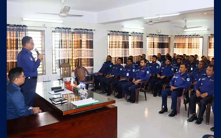 নির্বাচনী দায়িত্ব পালনে পুলিশের দক্ষতা ও সক্ষমতা বাড়াতে প্রশিক্ষণ