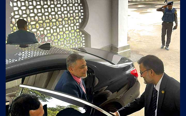 প্রধান বিচারপতির সঙ্গে সাক্ষাতে সিইসি