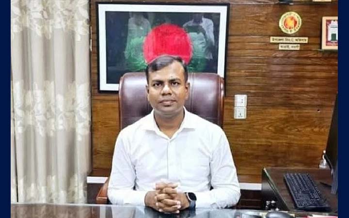 মুক্তিযোদ্ধা চাচাকে বাবা সাজিয়ে বিসিএস ক্যাডার, সেই কামাল ও তার পরিবারের দেশত্যাগে নিষেধাজ্ঞা