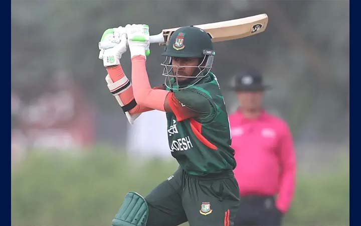 শ্রীলঙ্কাকে ২২৬ রানের টার্গেট দিল বাংলাদেশ