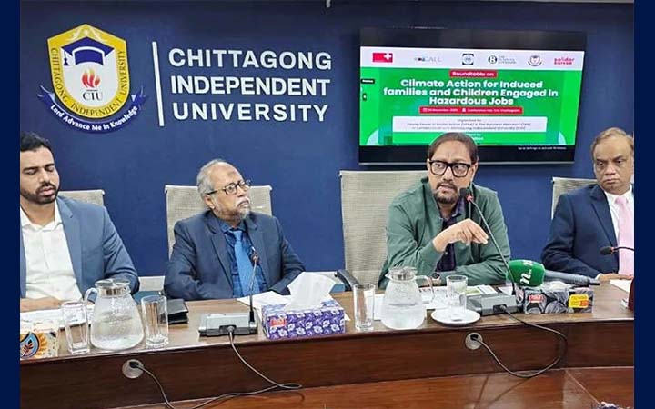 জলবায়ু উদ্বাস্তুদের পুনর্বাসনে সবাইকে একসঙ্গে কাজ করতে হবে: চসিক মেয়র