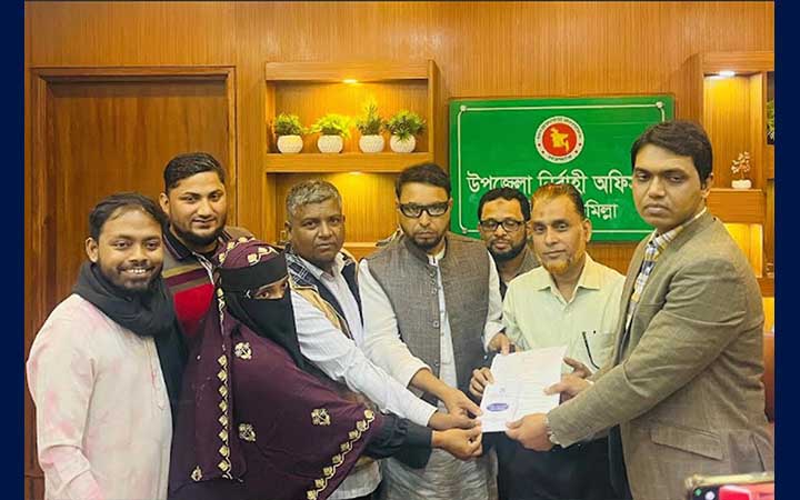কুমিল্লা-৪ আসনে হাসনাত আব্দুল্লাহর পক্ষে মনোনয়নপত্র সংগ্রহ