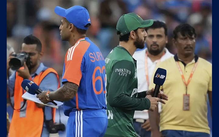 ভারত হাত না মেলালে, পাকিস্তানও একই পথে হাঁটবে: সরফরাজ
