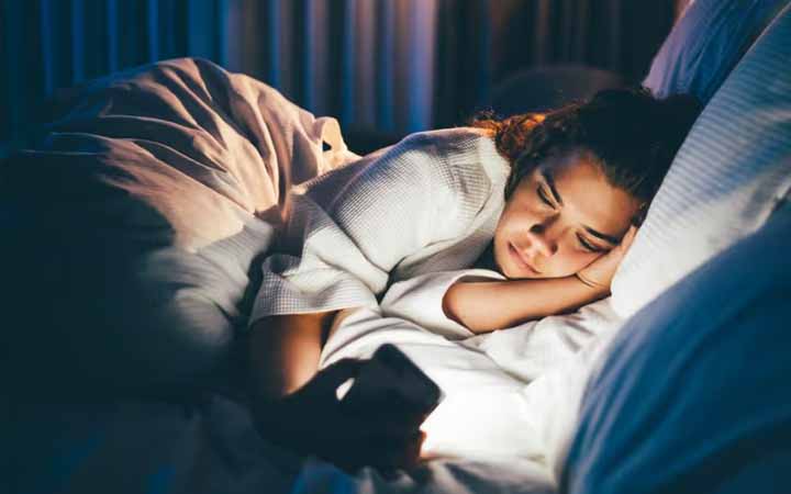 রাত জাগার ফলে যেসব ক্ষতি হতে পারে