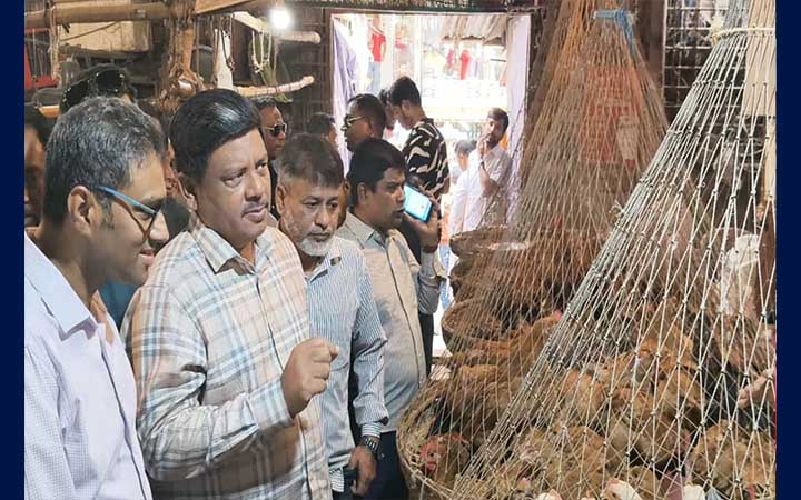 রমজানে বাজার নজরদারিতে মাঠে গাজীপুর সিটি করপোরেশন
