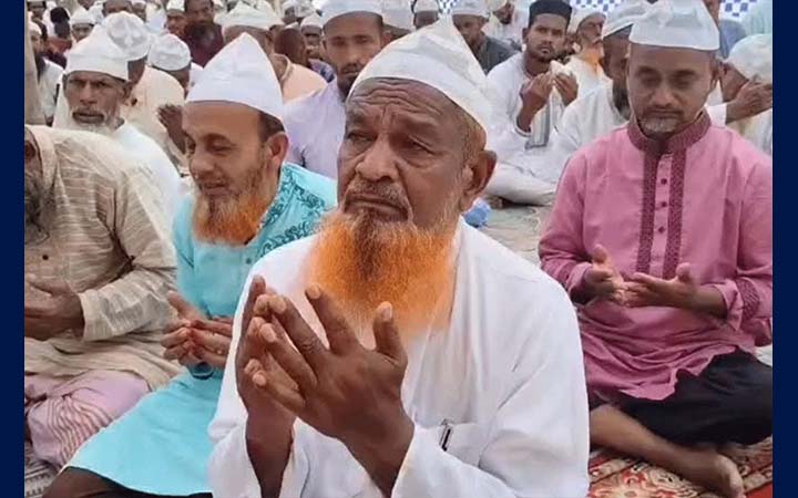 কলাপাড়ায় সৌদির সঙ্গে মিল রেখে আটটি গ্রামে ঈদ উদযাপন