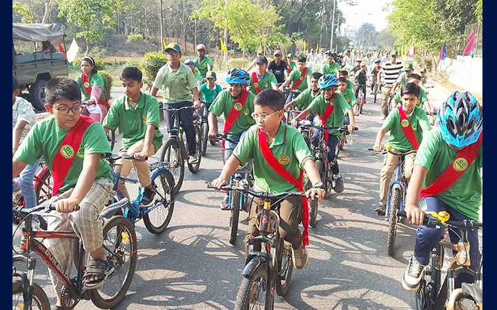 পরিবেশবান্ধব কর্মপরিবেশ গড়ে তুলতে সাইকেল র‌্যালি