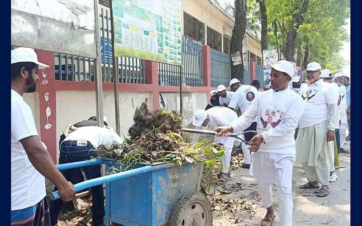 নড়িয়ায় বিএনপির পরিচ্ছন্নতা অভিযান