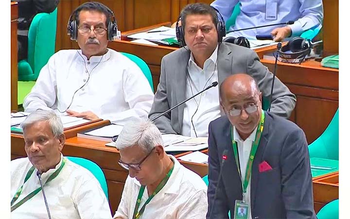 ১৮ বছরে বিএনপি নেতাকর্মীদের বিরুদ্ধে ১৪২৯৮৩ মামলা : সংসদে আইনমন্ত্রী