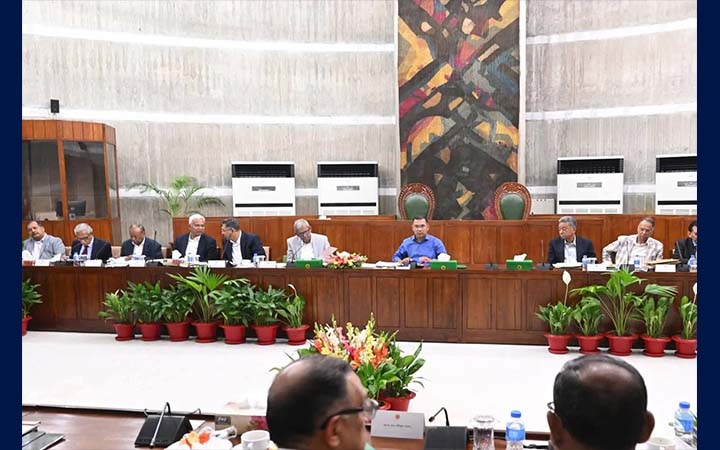 অফিস ৯টা থেকে ৪টা, ৬টায় মার্কেট বন্ধ: মন্ত্রিসভায় গুচ্ছ সিদ্ধান্ত