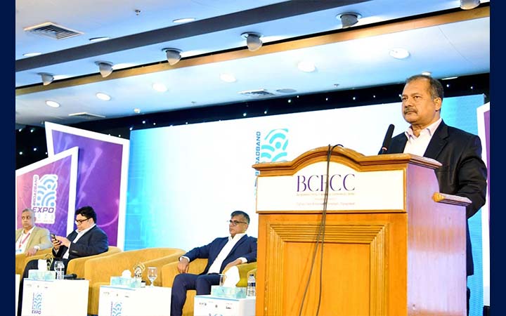 অপতথ্যের হাত থেকে সুরক্ষা এখন অন্যতম নাগরিক অধিকার : তথ্যমন্ত্রী