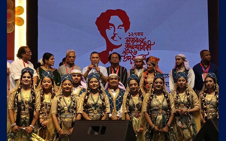 আগামী এক বছরকে ‘নজরুল বর্ষ’ ঘোষণা প্রধানমন্ত্রীর
