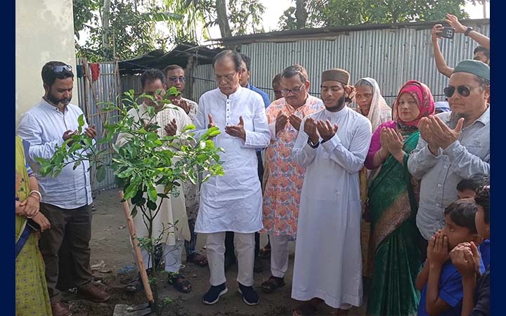 লালমনিরহাটে ডিসি পার্ক আবাসনে ঘর পেলেন ভাই-বোন