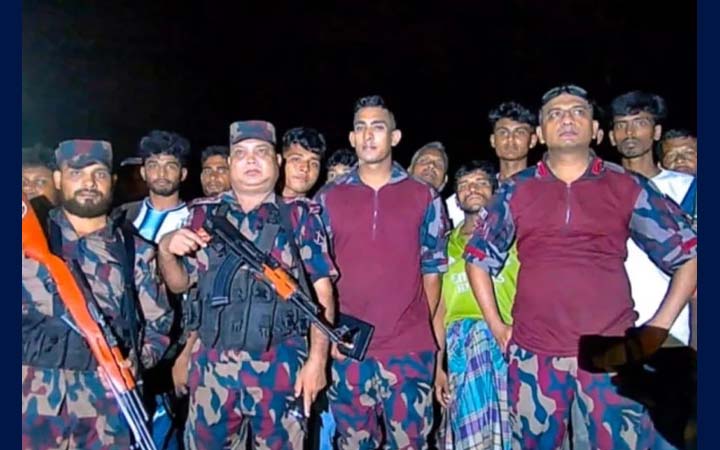 লালমনিরহাট সীমান্তে বিজিবির কড়া নজরদারি