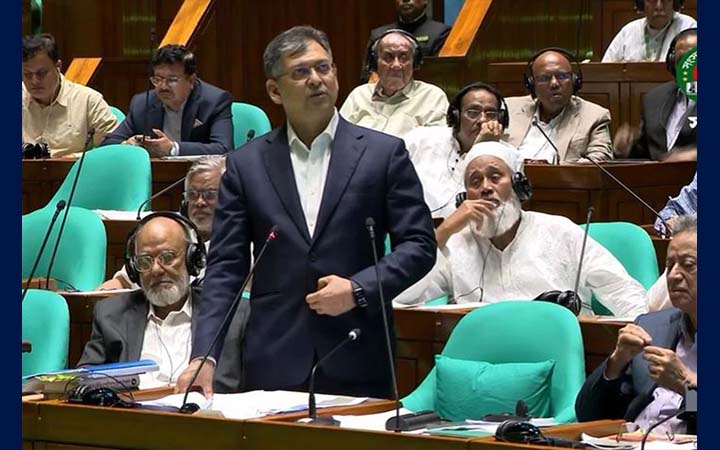 অন্তর্বর্তী সরকারের সময়ে সর্বোচ্চ দুর্নীতি হয়েছে: সংসদে স্বরাষ্ট্রমন্ত্রী