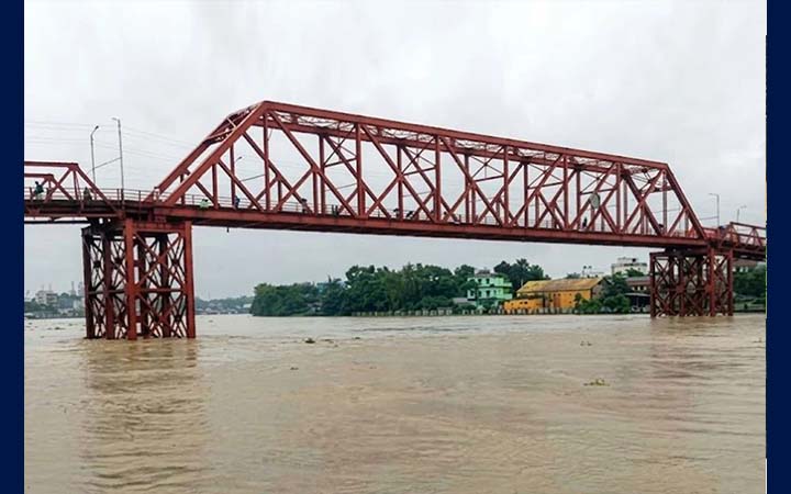 বিপদসীমা ছাড়িয়েছে সুরমা-কুশিয়ারার পানি