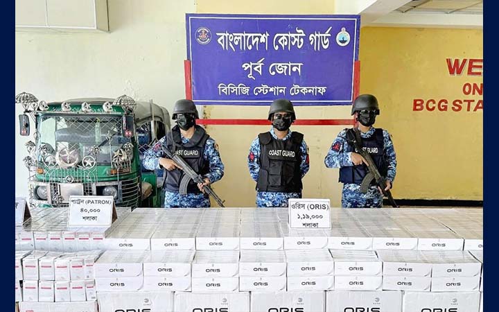 উখিয়ায় ২৮ লাখ টাকার বিদেশি সিগারেট জব্দ