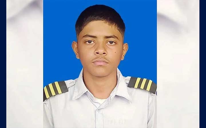 নিখোঁজের তিন দিন পর বিমানবন্দর এলাকা থেকে স্কুলছাত্র উদ্ধার