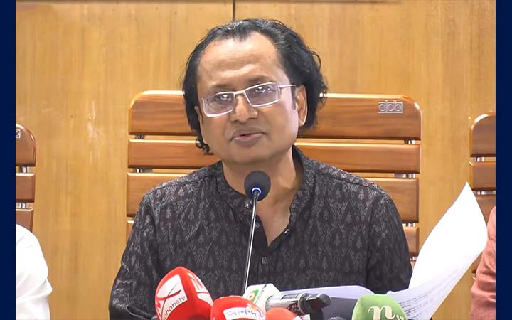 জ্বালানি সংকট নিরসনে সরকার সর্বোচ্চ চেষ্টা করছে : তথ‍্য উপদেষ্টা