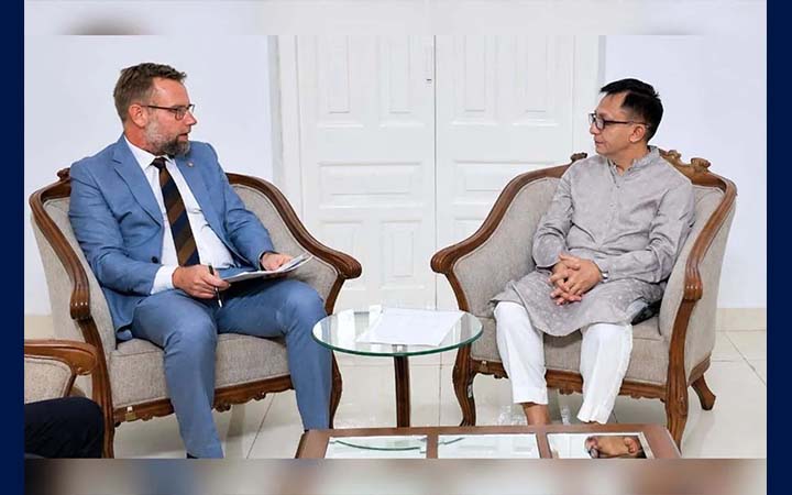 বাংলাদেশের জাহাজ নির্মাণশিল্পে বিনিয়োগে আগ্রহী মারস্ক লাইন