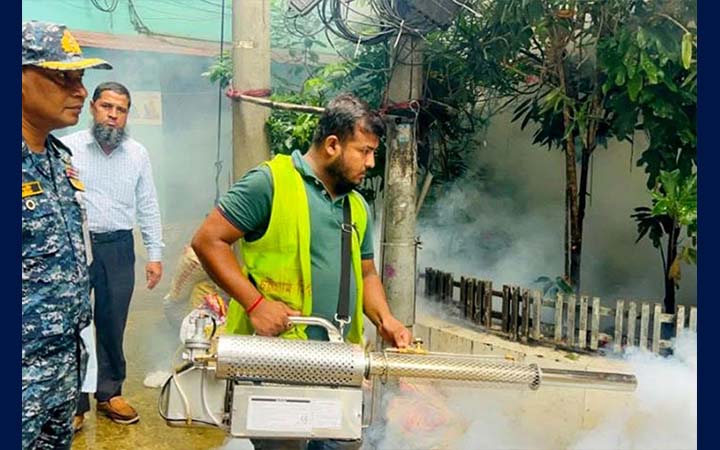 ঝুঁকিপূর্ণ ওয়ার্ডে মশক নিধনে চসিকের ক্রাশ প্রোগ্রাম
