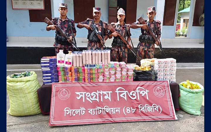 সিলেটে অর্ধকোটি টাকার পণ্য ফেলে পালাল চোরাকারবারিরা