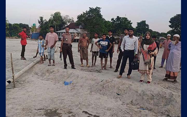 মুন্সীগঞ্জে অবৈধ ড্রেজার ও পাইপলাইন ধ্বংস