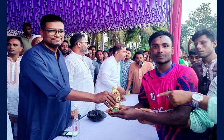 খেলাধুলাই যুবসমাজকে মাদক-অপকর্ম থেকে দূরে রাখতে পারে: এমপি মাজেদ বাবু