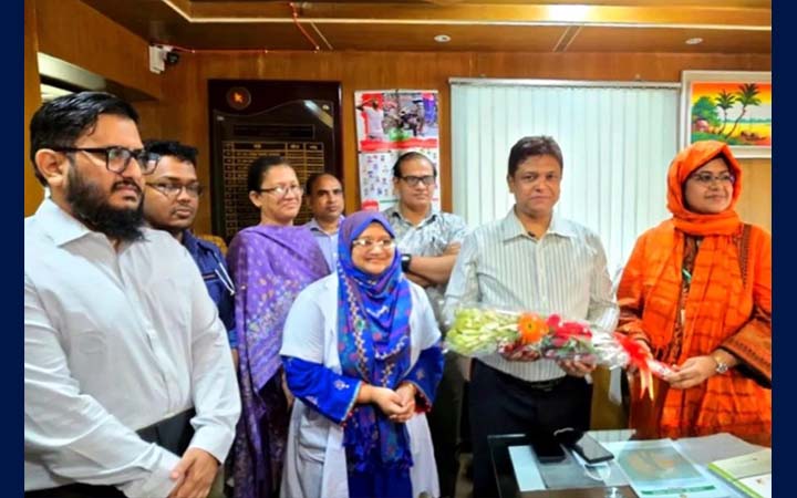 কালিয়াকৈরে নারীদের স্বাস্থ্য সুরক্ষায় ভেন্ডিং মেশিন উদ্বোধন