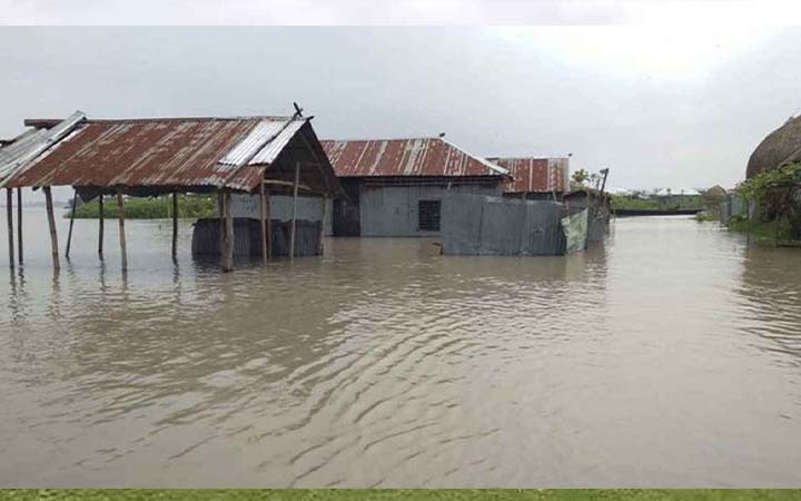 কুড়িগ্রামে ১৫ হাজার পরিবার পানিবন্দি, দুর্ভোগ চরমে