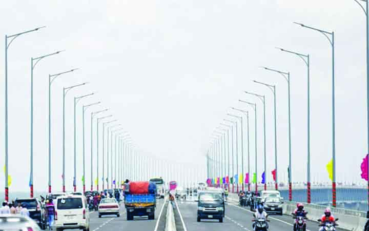 পদ্মা সেতুর টোল আদায় হাজার কোটি টাকা ছাড়াল