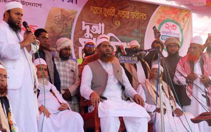 ধর্ম নিরপেক্ষতাবাদে বিশ্বাসীরা হয় বেঈমান না হয় মুর্খ -মামুনুল হক