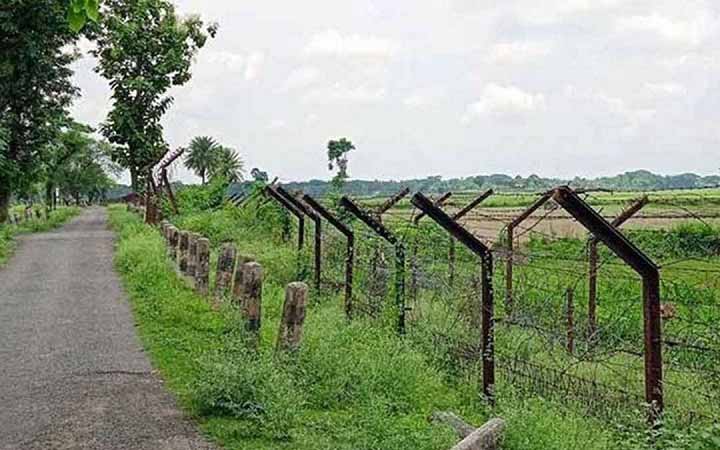 সীমান্তে ঢুকে বাংলাদেশীকে কুপিয়ে হত্যা করল ভারতীয়রা